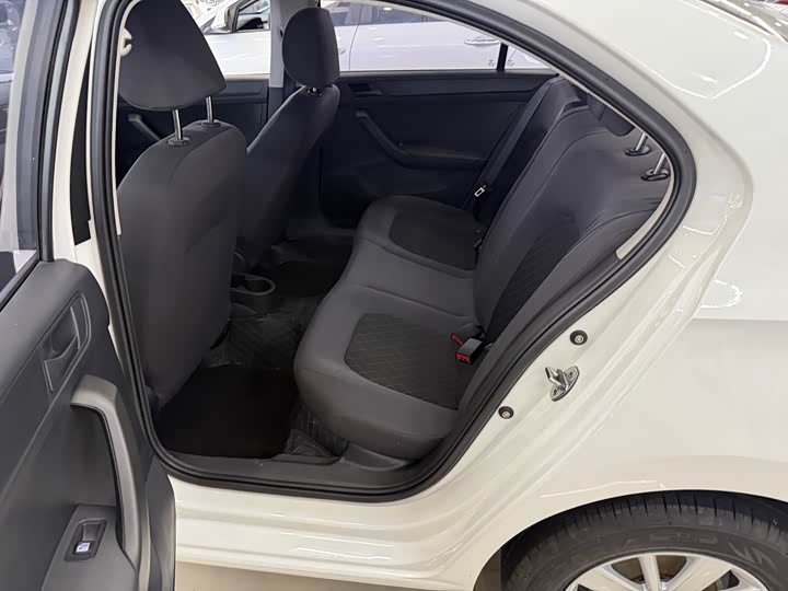 Skoda Rapid, 2022 — фото 9 из 9