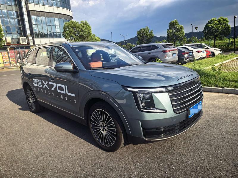 Jetour X70L, 2025 — фото 3 из 9
