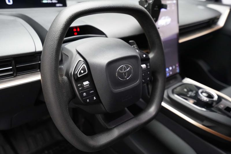 Toyota bZ3, 2023 — фото 6 из 11