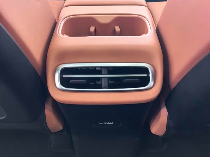 Leapmotor C10, 2025 — фото 7 из 9