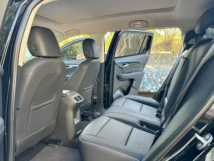 Buick Envision Plus, 2022 — фото 7 из 9
