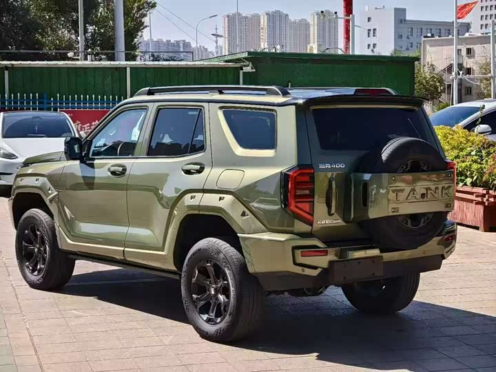 Tank 400 Hybrid, 2024 — фото 7 из 9
