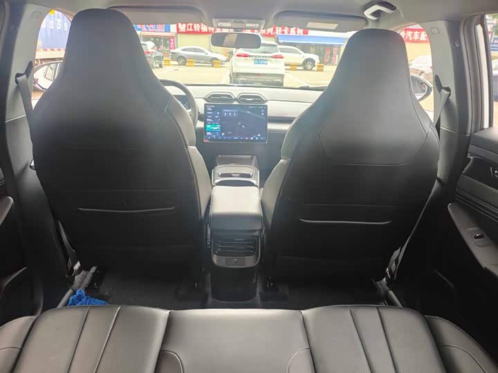 Dongfeng Aeolus L7, 2025 — фото 4 из 9