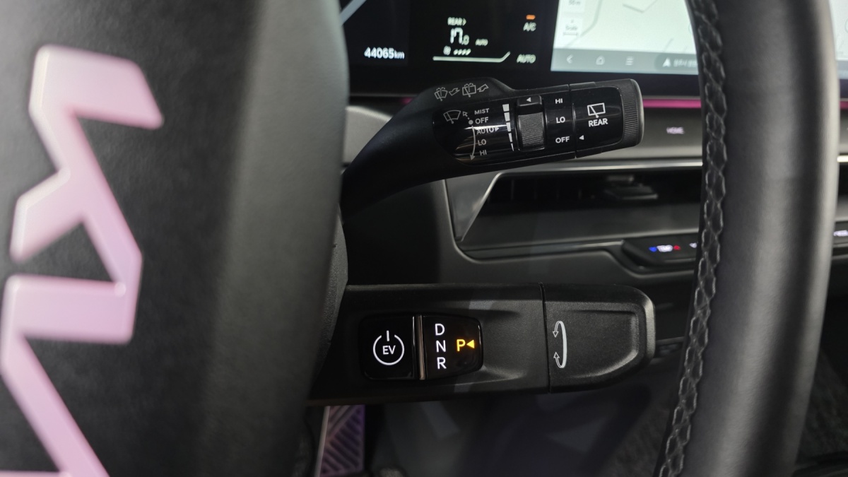 Kia EV9, 2023 — фото 9 из 12