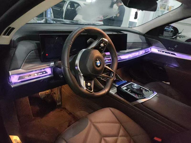 BMW 7 Series, 2025 — фото 5 из 10