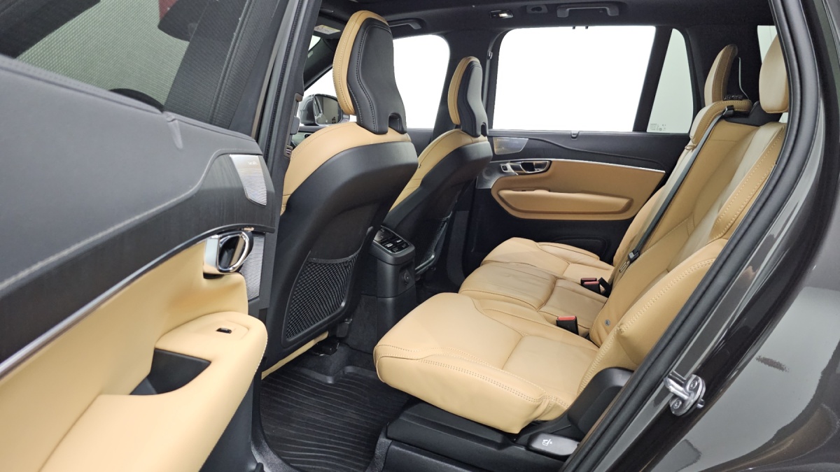 Volvo XC90, 2024 — фото 11 из 12