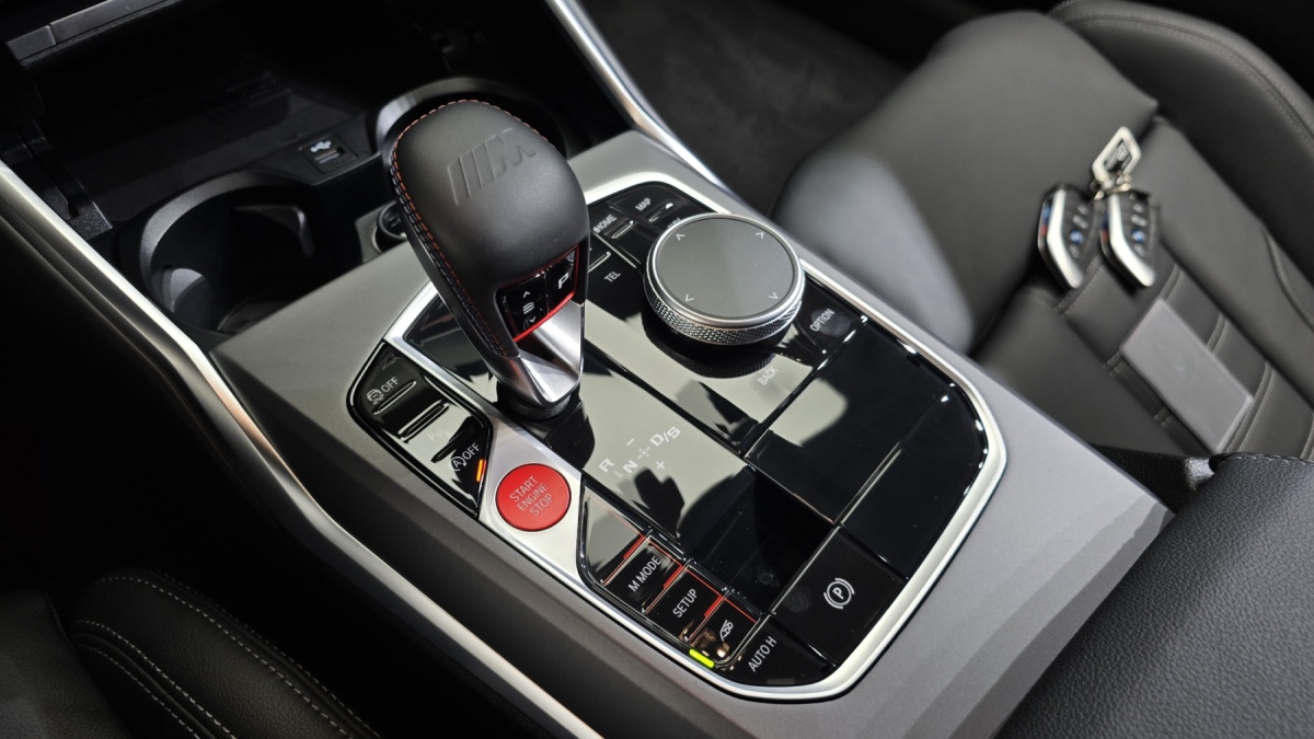 BMW M2, 2025 — фото 8 из 12