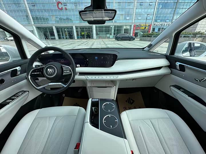 Buick GL8 Hybrid, 2025 — фото 7 из 9