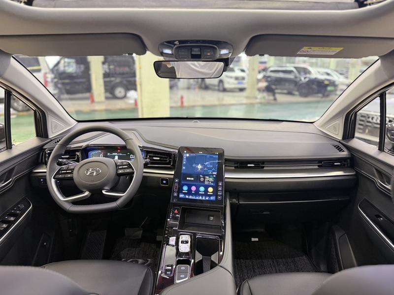 Hyundai Custo, 2025 — фото 7 из 12