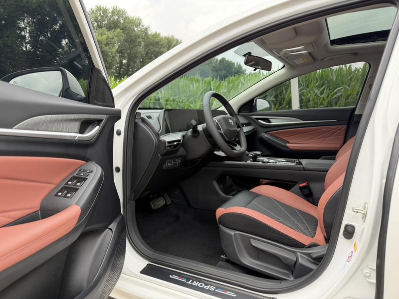 Changan Eado Plus, 2023 — фото 8 из 10
