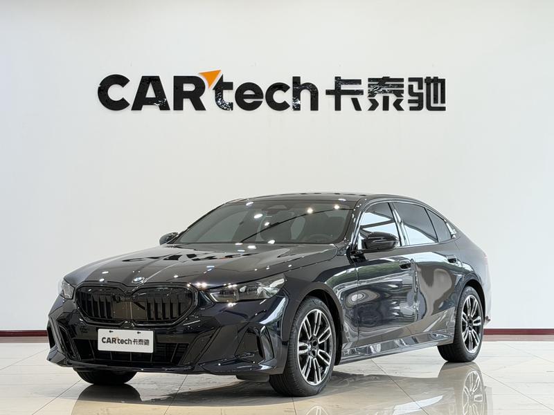 BMW 5 Series, 2025 — купить в Смоленске под ключ