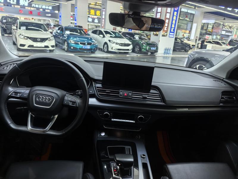 Audi Q5L, 2023 — фото 9 из 12