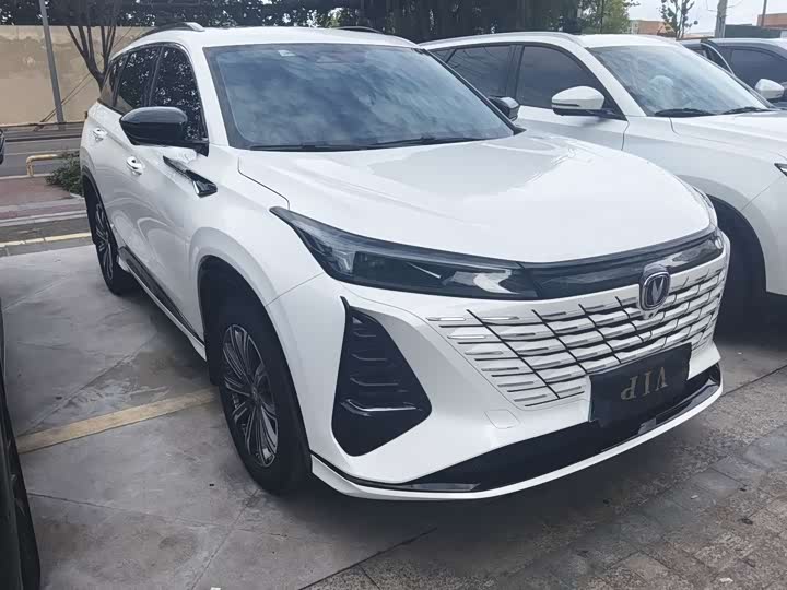 Changan CS75 Plus, 2024 — фото 3 из 9