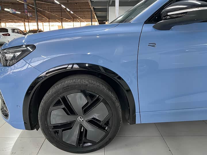 Volkswagen Tiguan L Pro, 2024 — фото 4 из 12