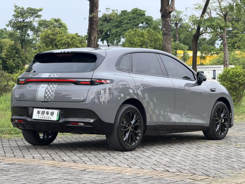 Leapmotor Lafa5, 2025 — фото 7 из 12