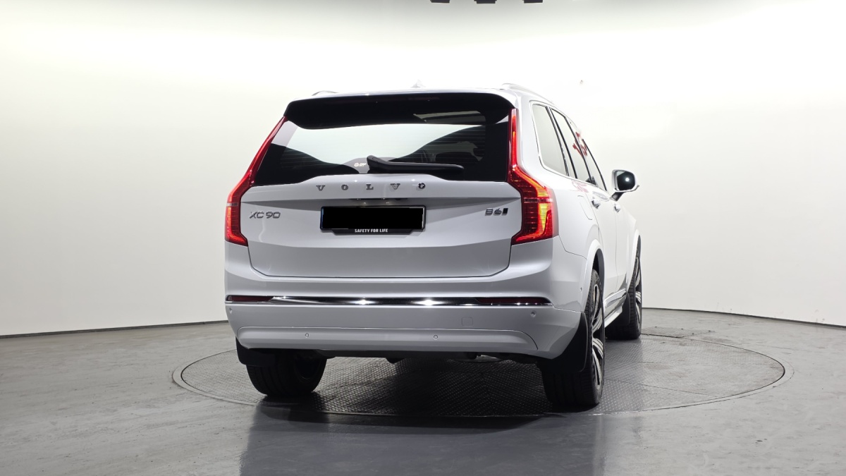 Volvo XC90, 2022 — фото 4 из 12