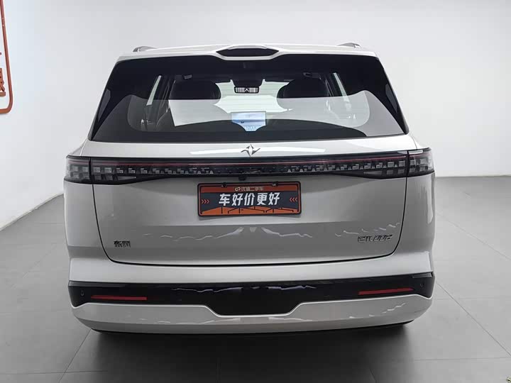 Dongfeng Yipai eπ 008, 2024 — фото 4 из 9