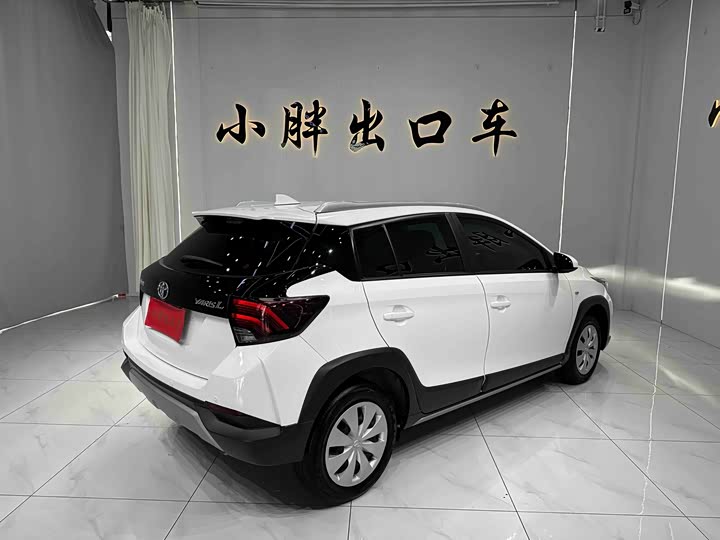 Toyota Yaris L Hatchback, 2022 — фото 4 из 9
