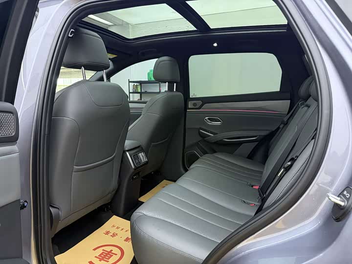 BYD Song L DM-i Hybrid, 2025 — фото 6 из 9