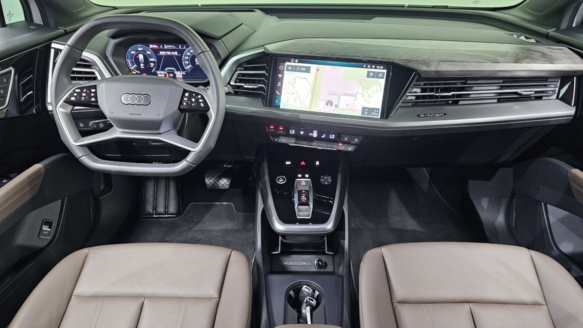 Audi Q4 e-tron, 2025 — фото 7 из 12