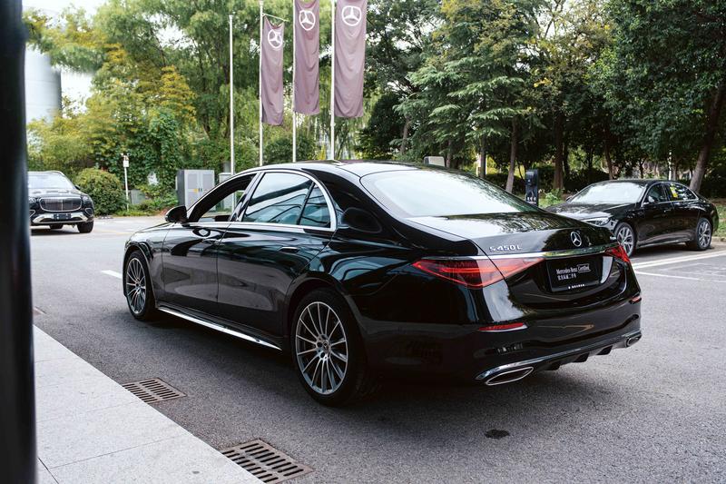 Mercedes-Benz S-Class, 2024 — фото 3 из 8