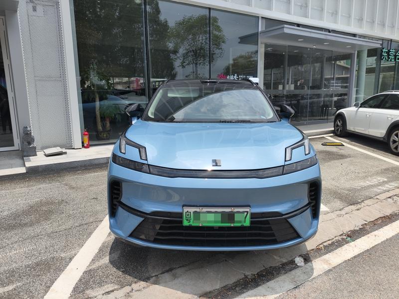 Lynk & Co 08 EM-P Hybrid, 2025 — фото 2 из 10
