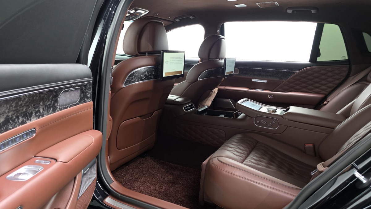 Genesis G90, 2022 — фото 10 из 12