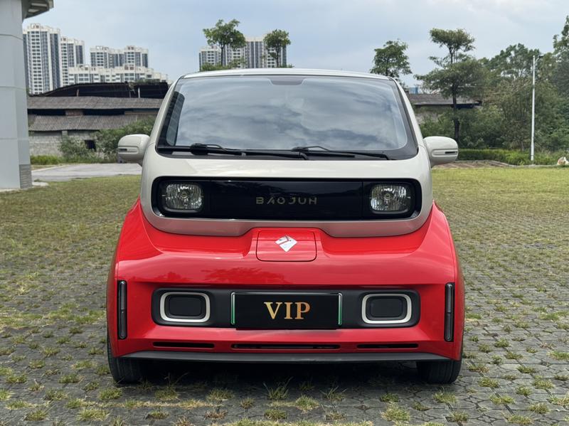 Baojun KiWi EV, 2022 — фото 2 из 12
