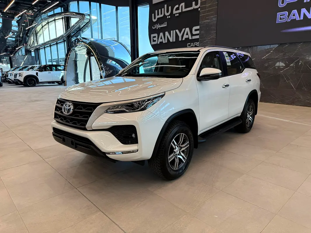 Toyota Fortuner, 2026 — фото 3 из 9