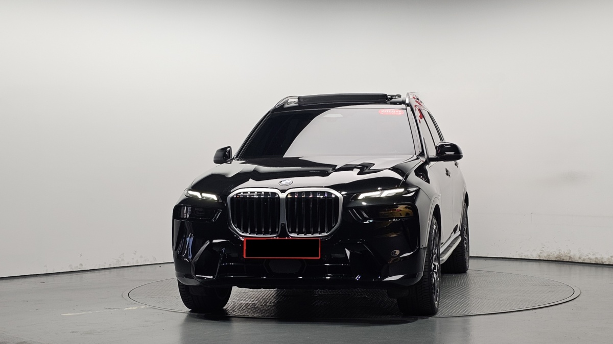 BMW X7, 2025 — фото 3 из 12