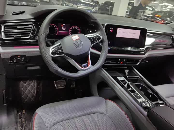 Volkswagen Teramont X, 2023 — фото 5 из 9