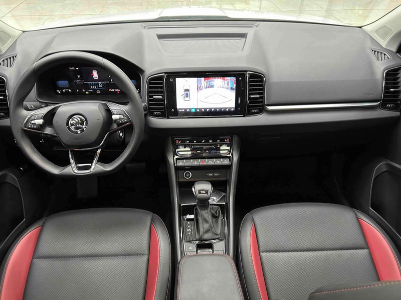 Skoda Karoq, 2025 — фото 10 из 12