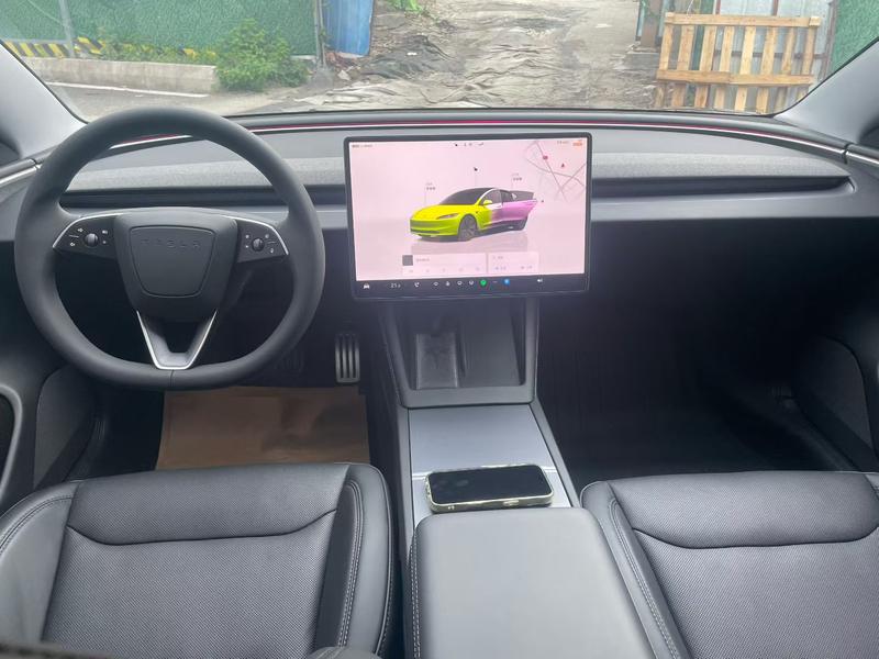 Tesla Model 3, 2023 — фото 6 из 10