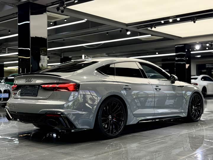 Audi RS 5, 2023 — фото 6 из 9