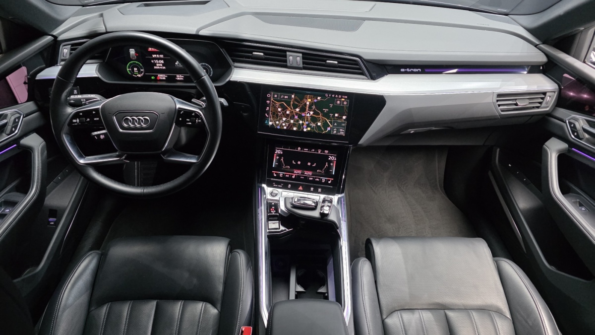 Audi e-tron, 2021 — фото 6 из 12