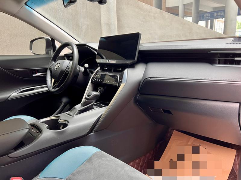 Toyota Harrier, 2023 — фото 8 из 12