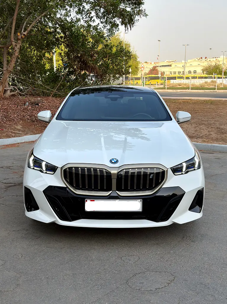 BMW i5, 2026 — фото 3 из 10