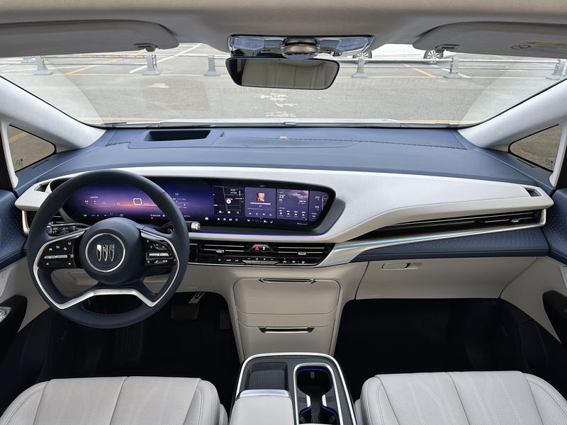 Buick GL8 Century, 2025 — фото 9 из 12