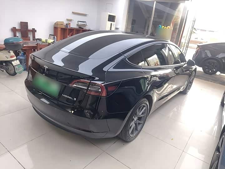Tesla Model 3, 2022 — фото 7 из 9