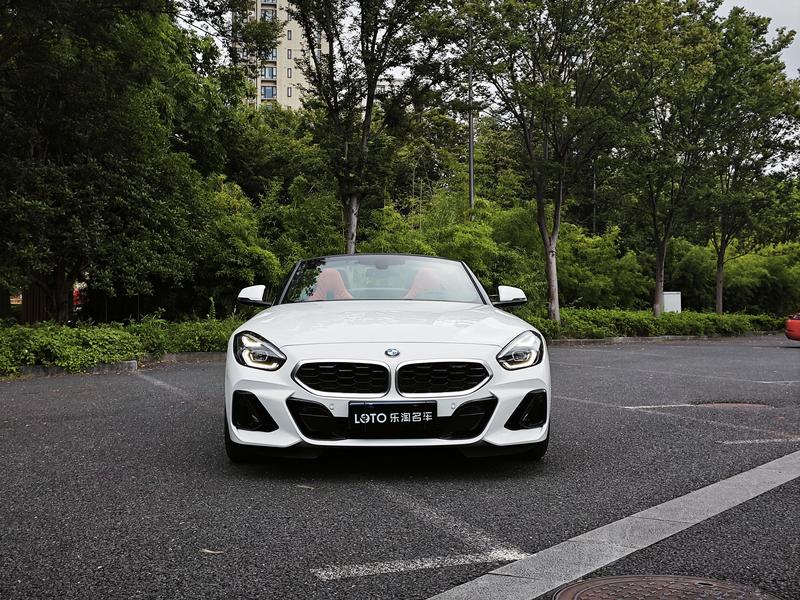 BMW Z4, 2023 — фото 2 из 12