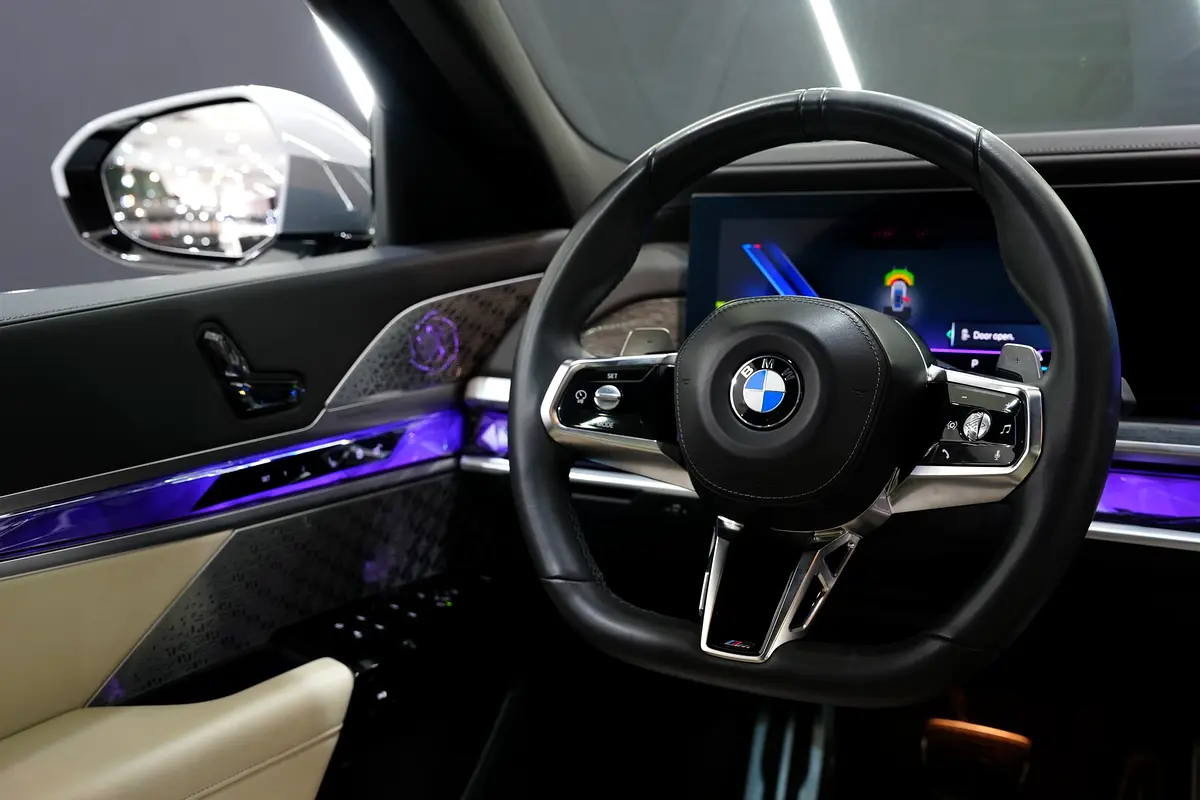 BMW 7-Series, 2023 — фото 4 из 10