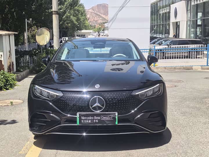 Mercedes-Benz EQE, 2025 — фото 2 из 9