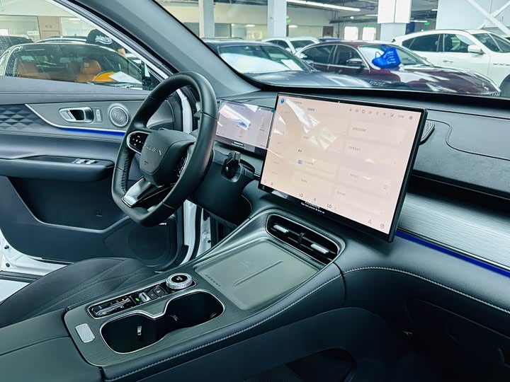 Chery Fulwin T8, 2025 — фото 7 из 9