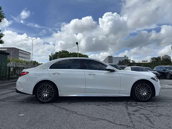 Mercedes-Benz C-Class, 2024 — фото 3 из 9