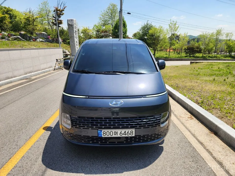 Hyundai Staria, 2022 — фото 2 из 12