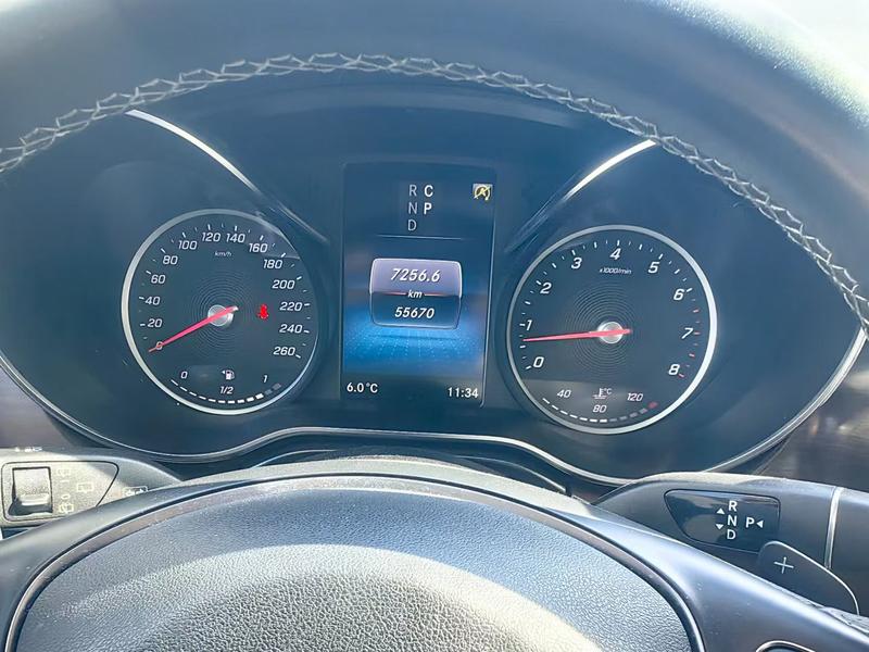 Mercedes-Benz V-Class, 2021 — фото 5 из 8