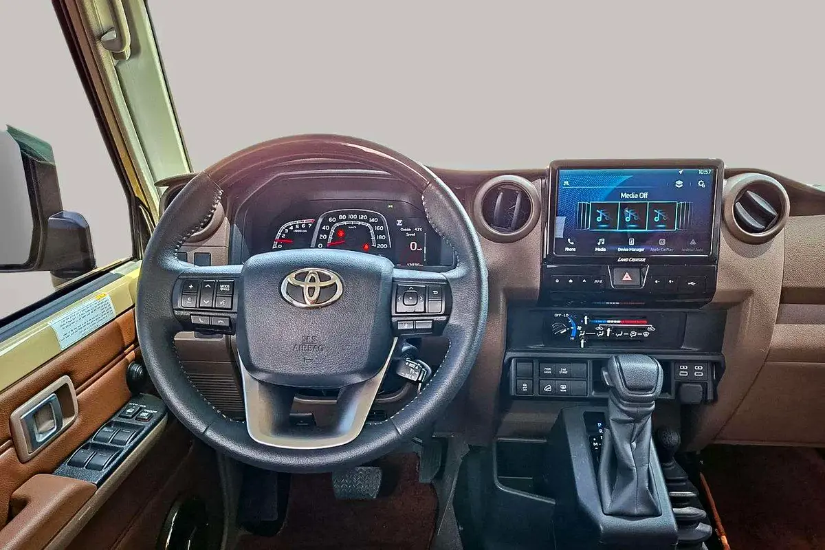 Toyota Land Cruiser 70 Series, 2026 — фото 10 из 10