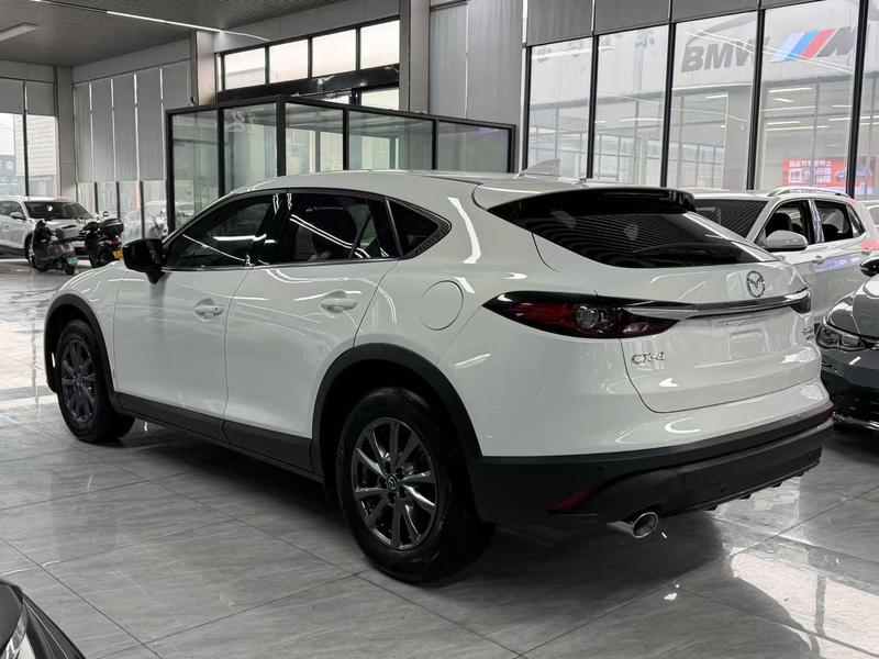 Mazda CX-4, 2022 — фото 4 из 10