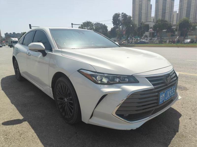 Toyota Avalon, 2022 — фото 3 из 10