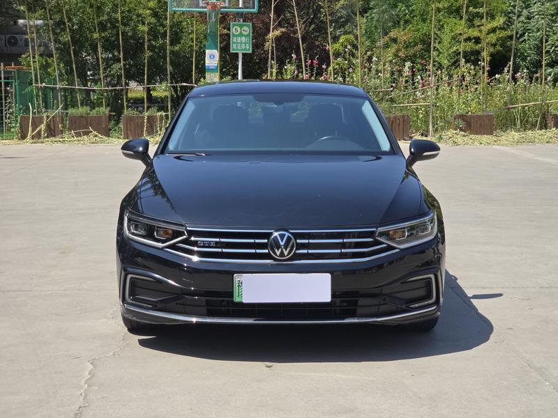 Volkswagen Magotan GTE Hybrid, 2022 — фото 2 из 11